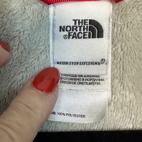 North Face 1/4 zip sweatshirt.  Size: Medium - Picture 5 of 7